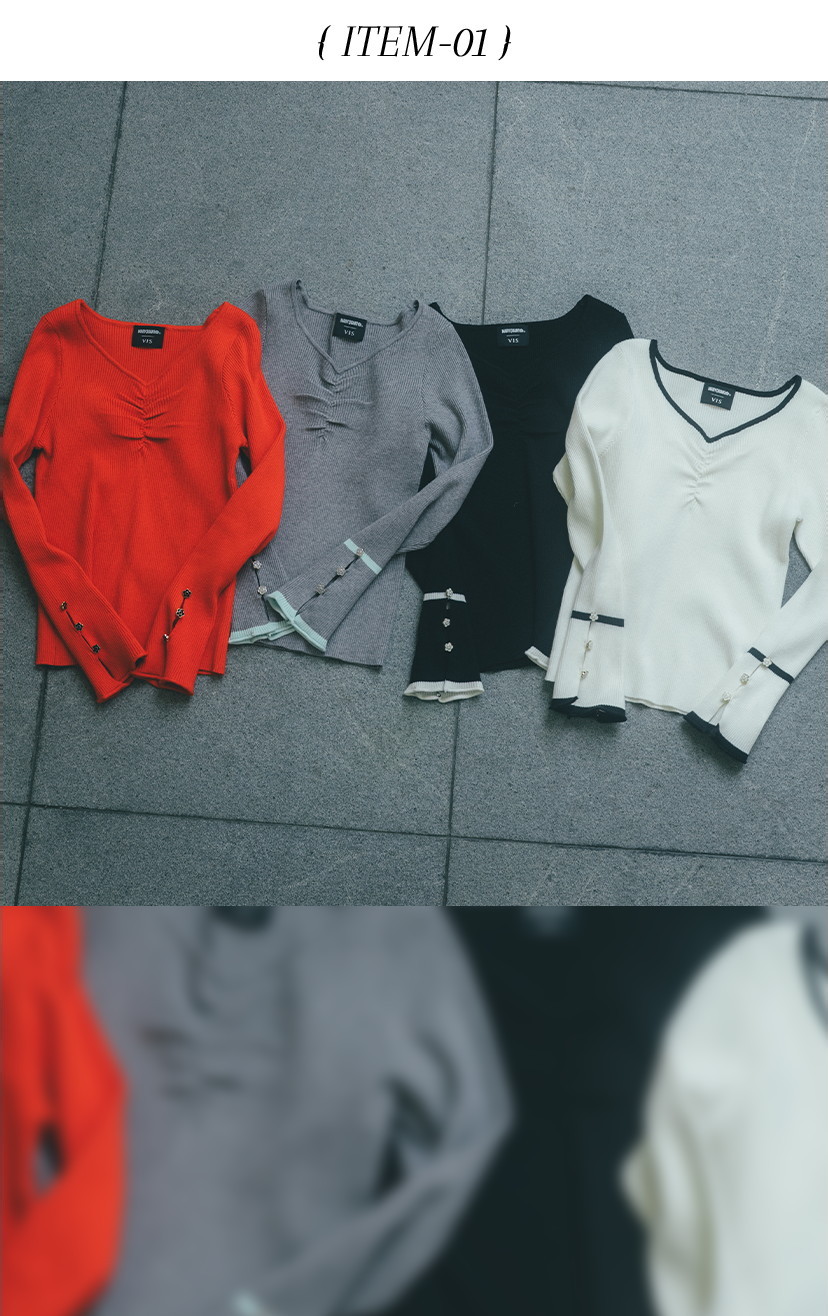 SLEEVE DAISY BUTTON V-NECK RIBBED KNIT